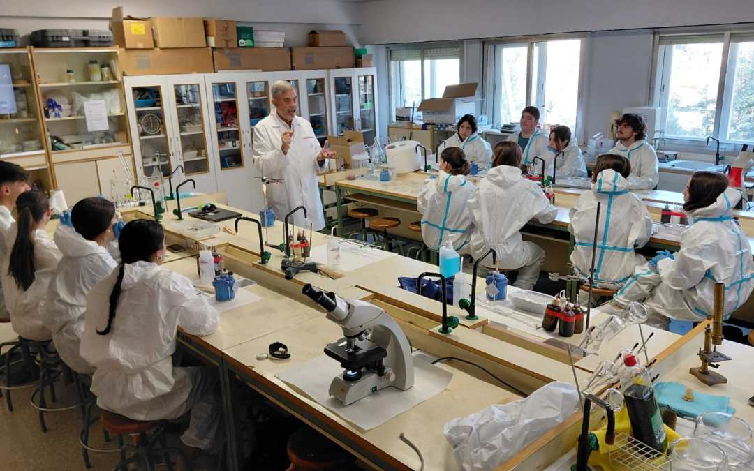Del laboratorio al aula del IES Alpajés (Aranjuez)